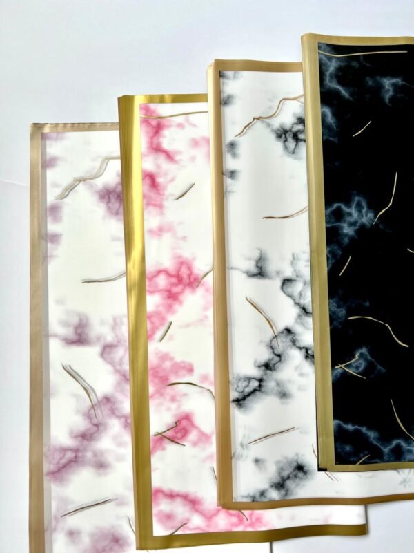 Marmoleado con orilla dorada